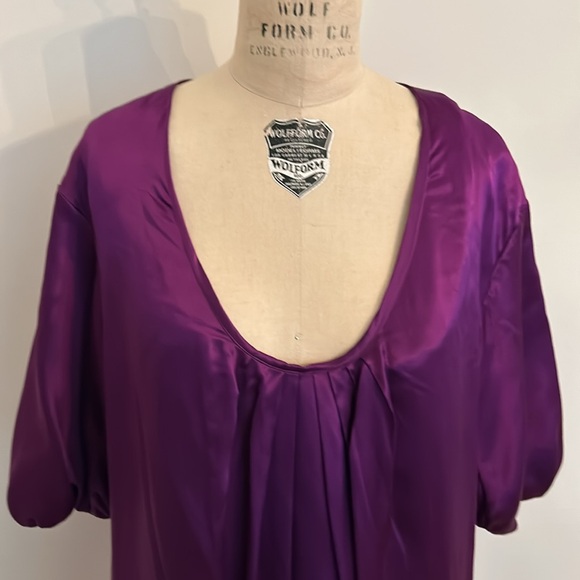 Satin dress in gorgeous regal purple color - Picture 2 of 8